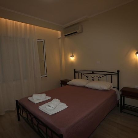 Angelos Apartments Lixouri Buitenkant foto
