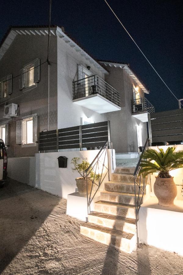 Angelos Apartments Lixouri Buitenkant foto