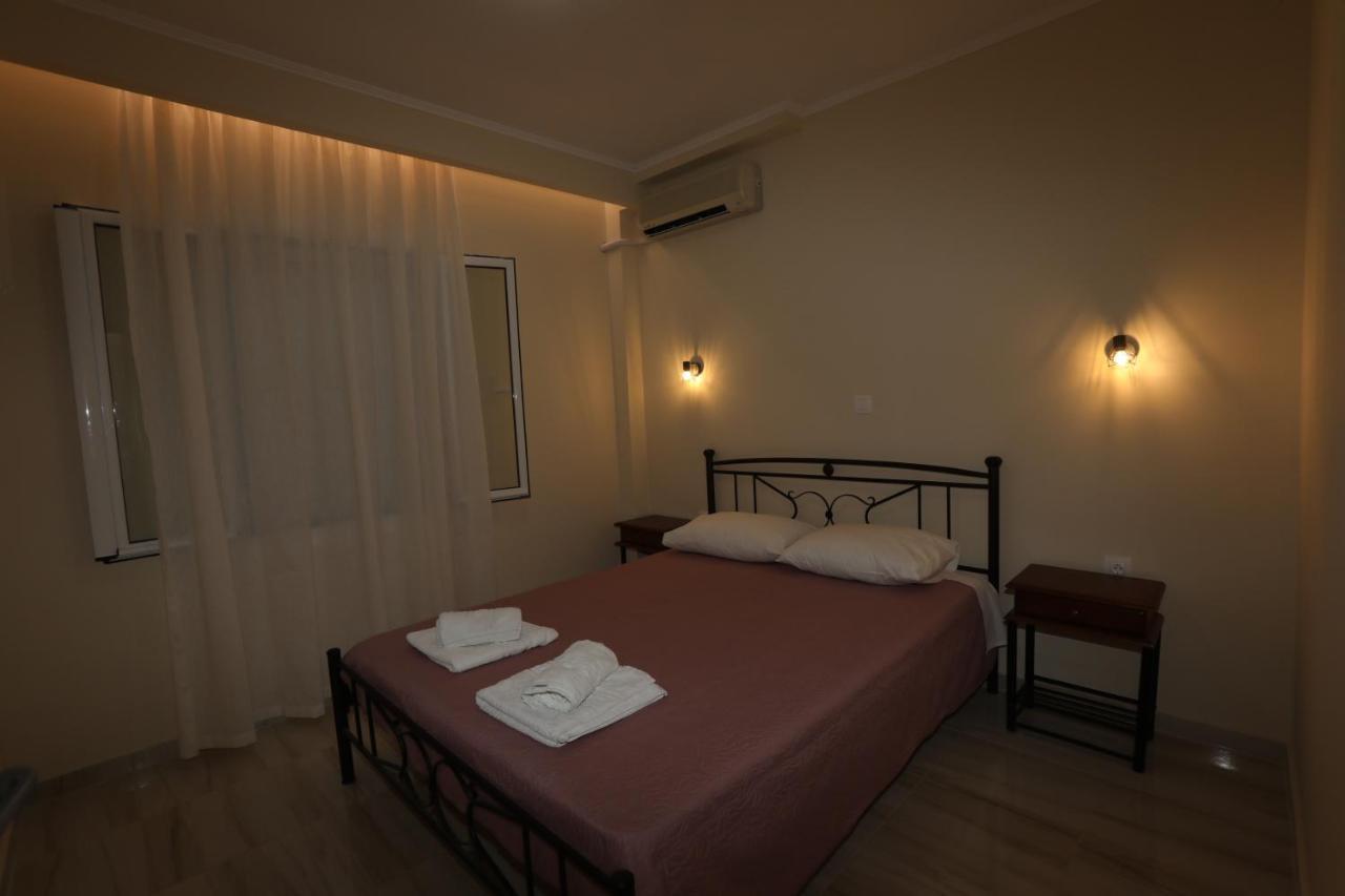 Angelos Apartments Lixouri Buitenkant foto
