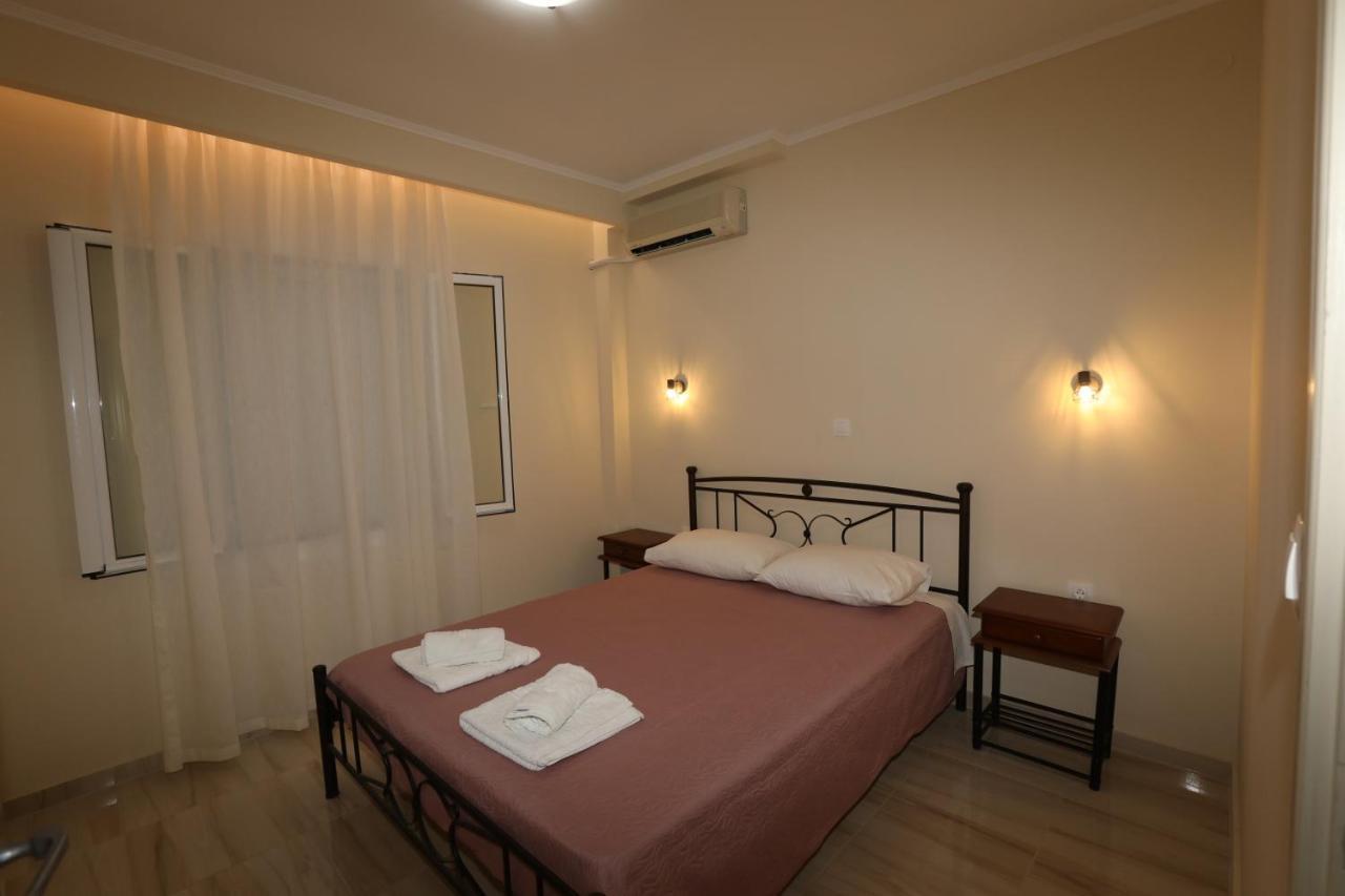 Angelos Apartments Lixouri Buitenkant foto